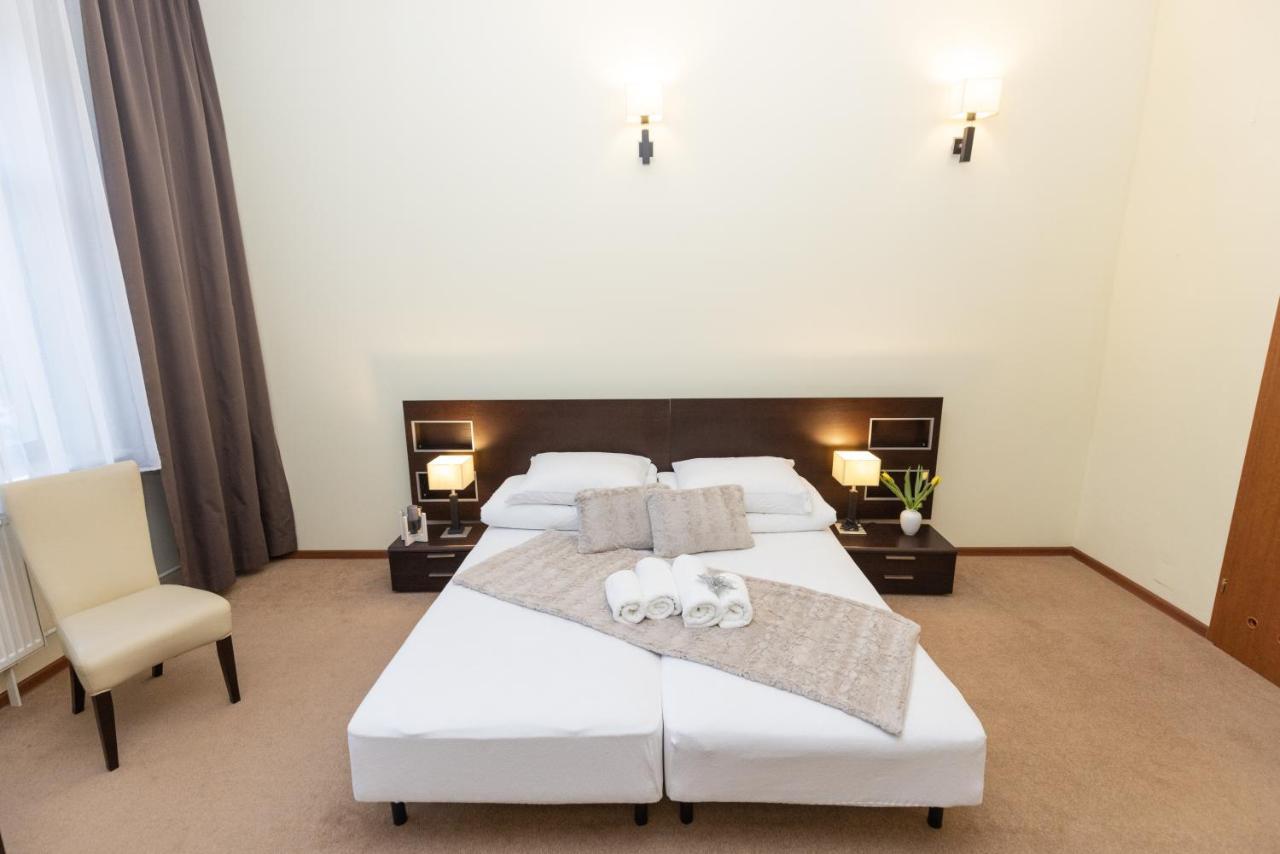 Cminsk Hotel Tor Kielce מראה חיצוני תמונה