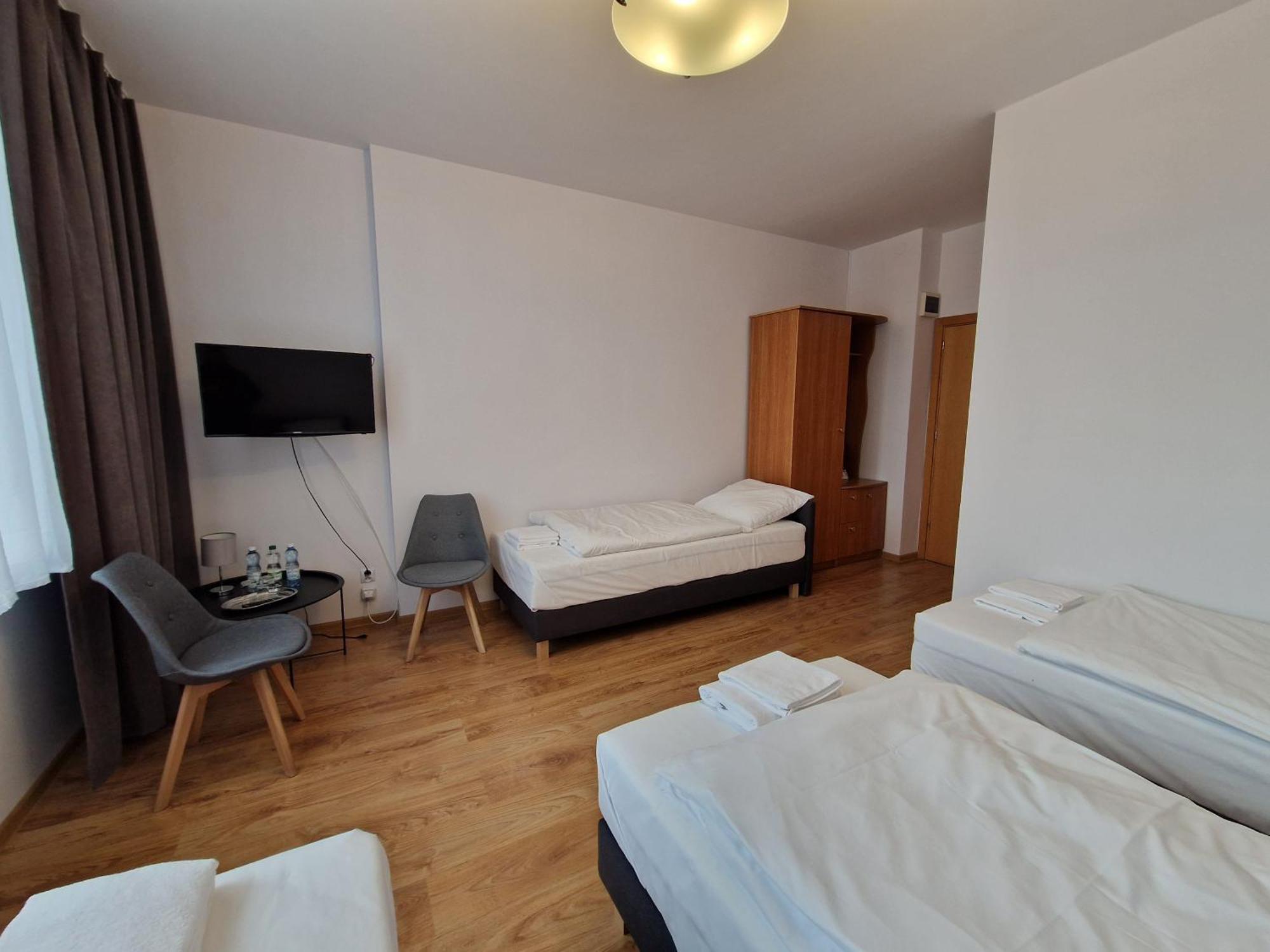 Cminsk Hotel Tor Kielce מראה חיצוני תמונה