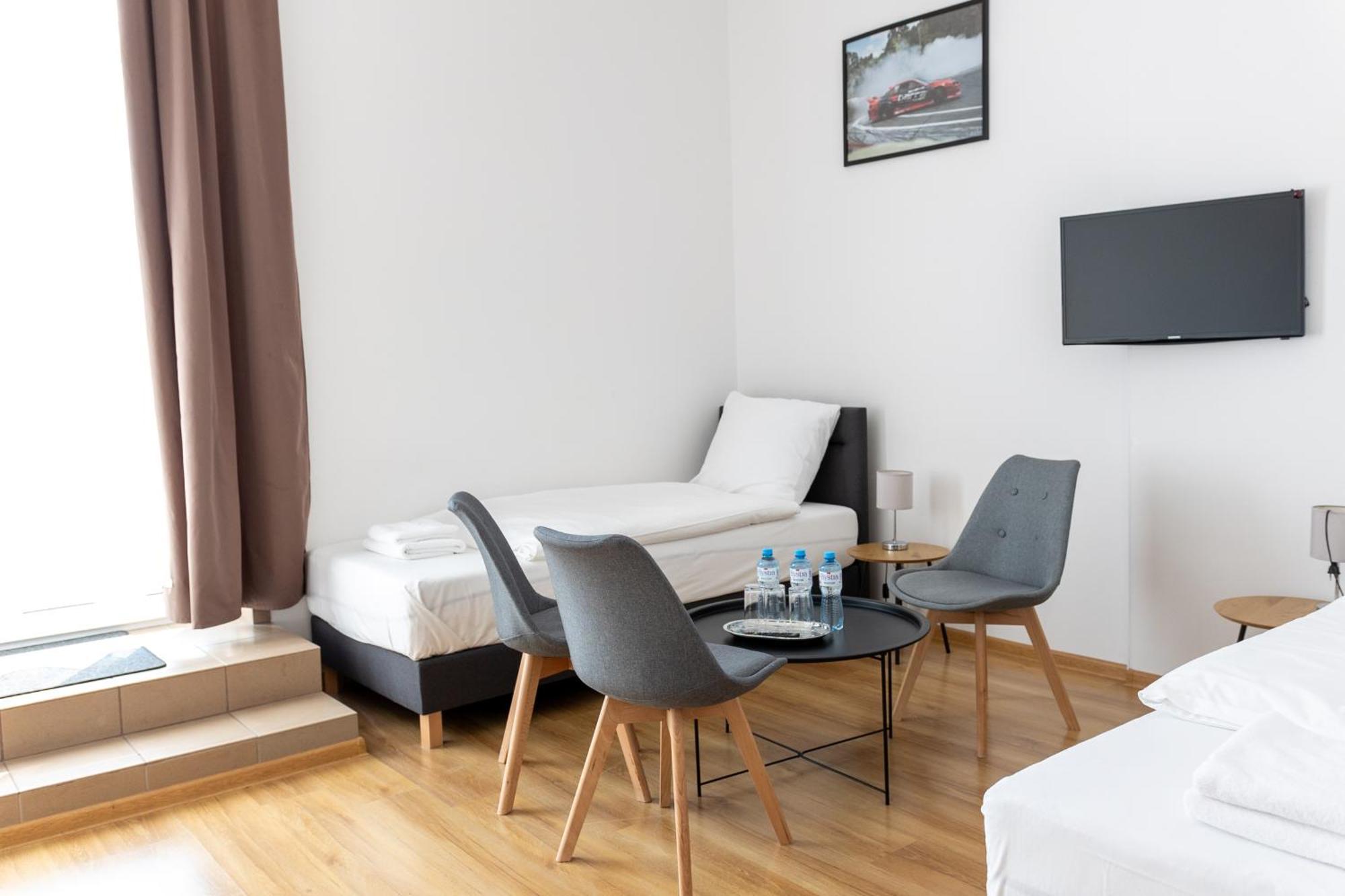 Cminsk Hotel Tor Kielce מראה חיצוני תמונה